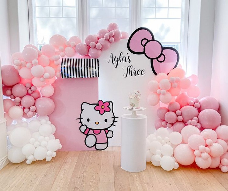 Modern Decor Package #2 Hello Kitty